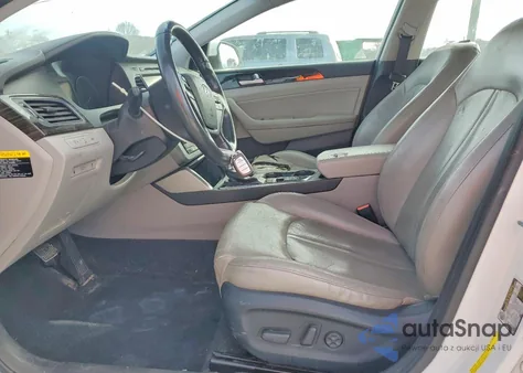 2017 Hyundai Sonata Plug-In Hybrid z USA, uszkodzony, nr VIN KMHE54L21HA043632